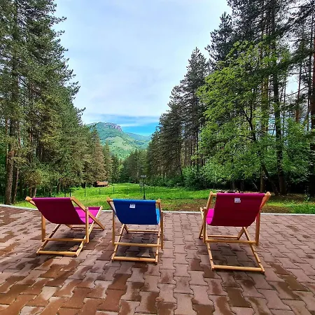 Villa арборетум & ресторант Teteven